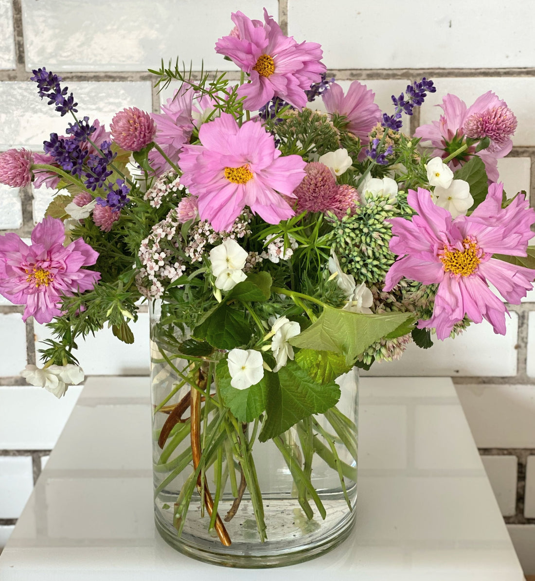 Blooming Beauty at Your Doorstep: Exploring Flower Subscriptions in St Louis, MO