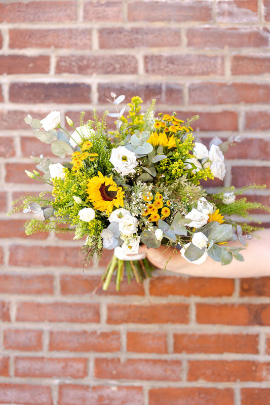 Embrace the Beauty of Local Summer Fresh Cut Flowers