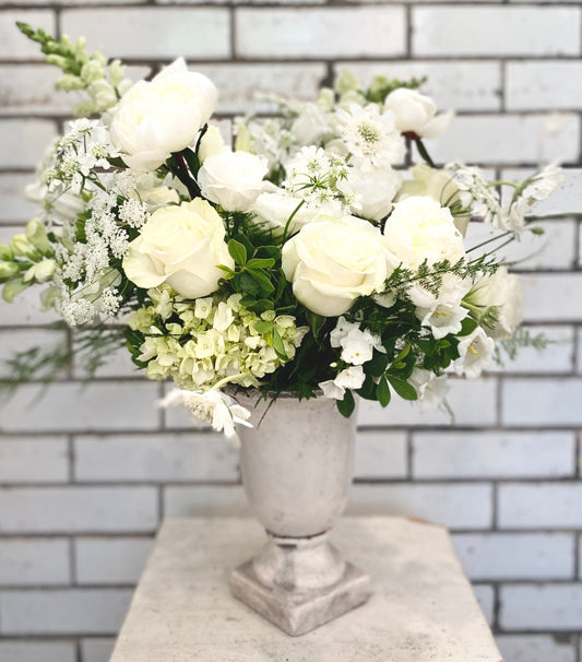 Sending Comfort and Condolences: The Elegance of Vase Arrangements for Sympathy Flowers